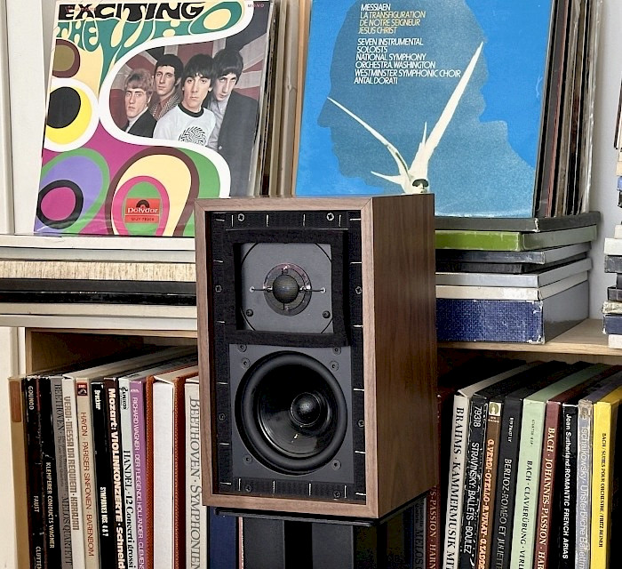 Falcon LS3/5a Gold Badge Falcon LS3/5a Gold Badge