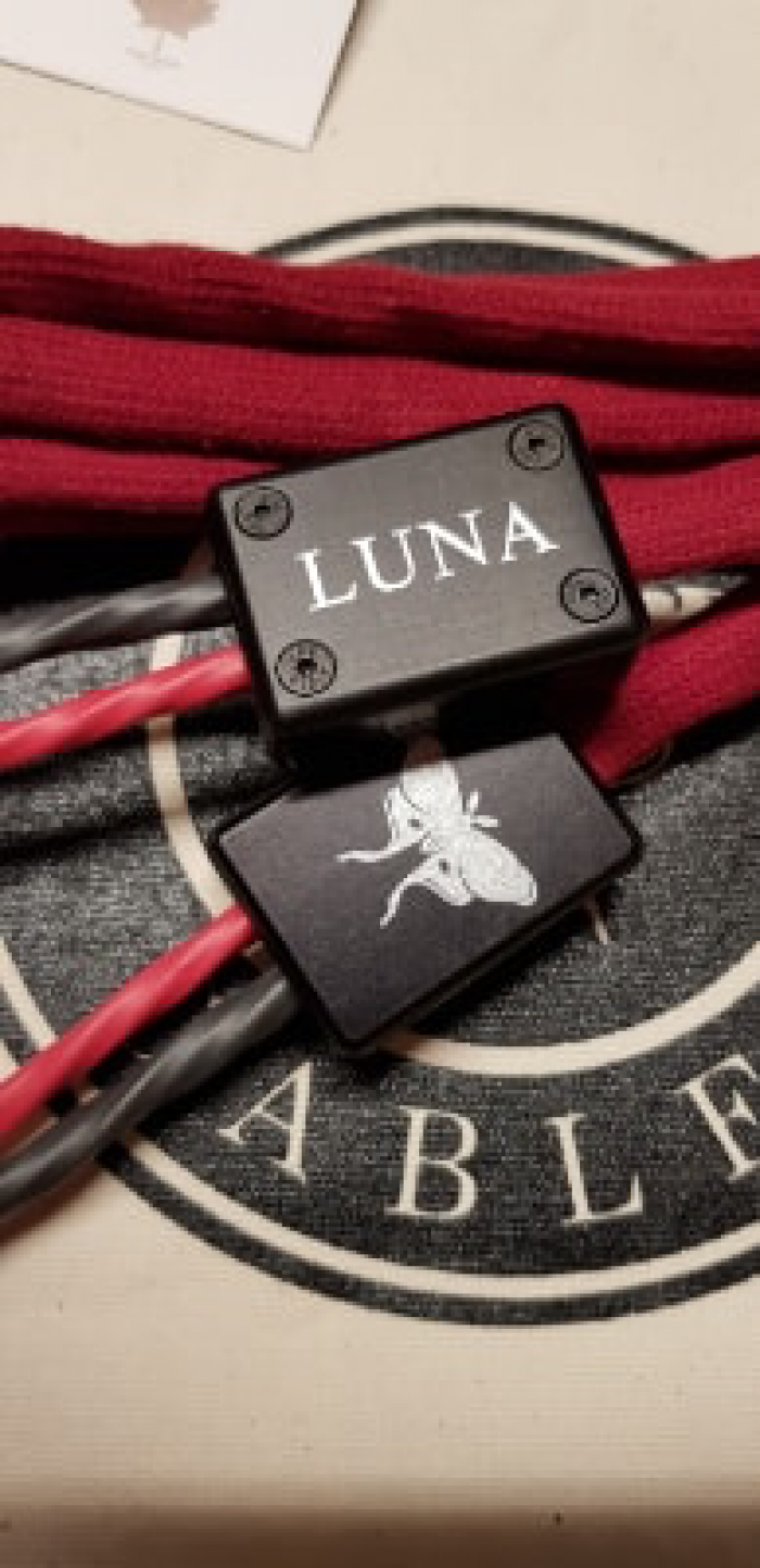 Luna Cables Luna Cables
