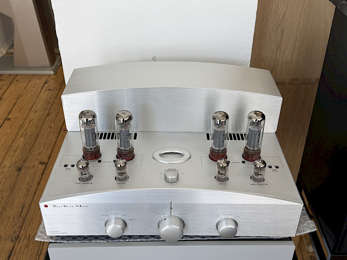 Red Rose Music Model 5 